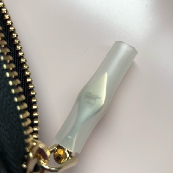 CHRISTIAN LOUBOUTIN-AUTHENTIC NWT Spike WALLET - Picture 7 of 15